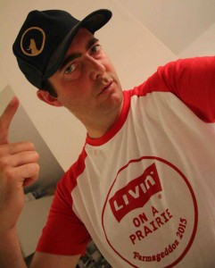 Tom_Tshirt&Cap_small